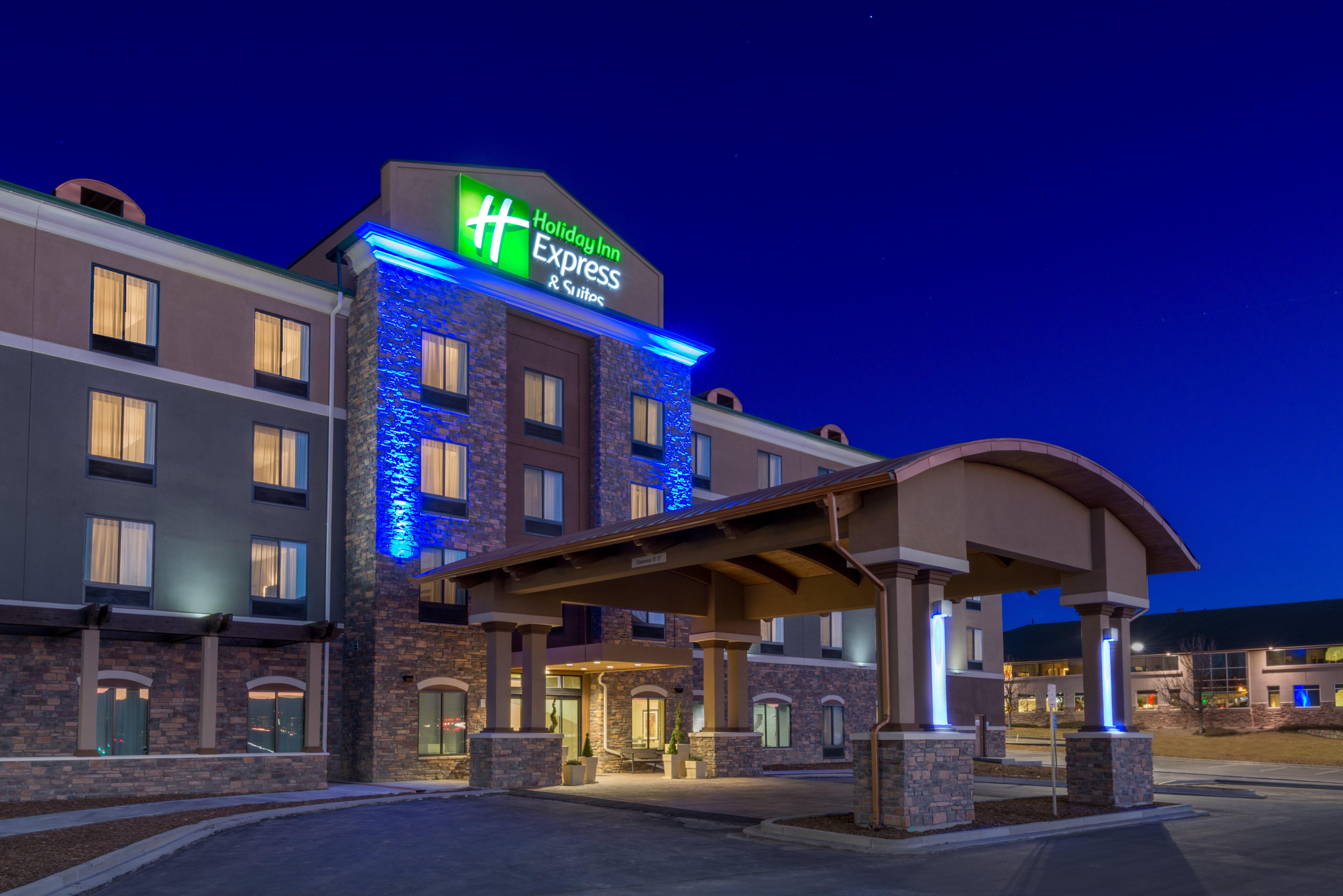 Holiday Inn Express & Suites Denver South - Castle Rock By Ihg Exterior foto